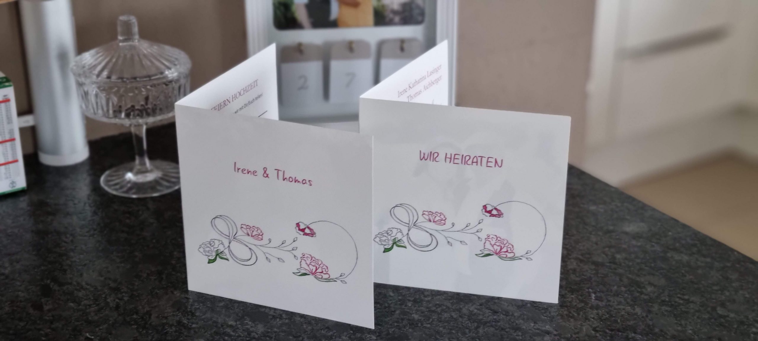 Die Einladungen sind eingetroffen